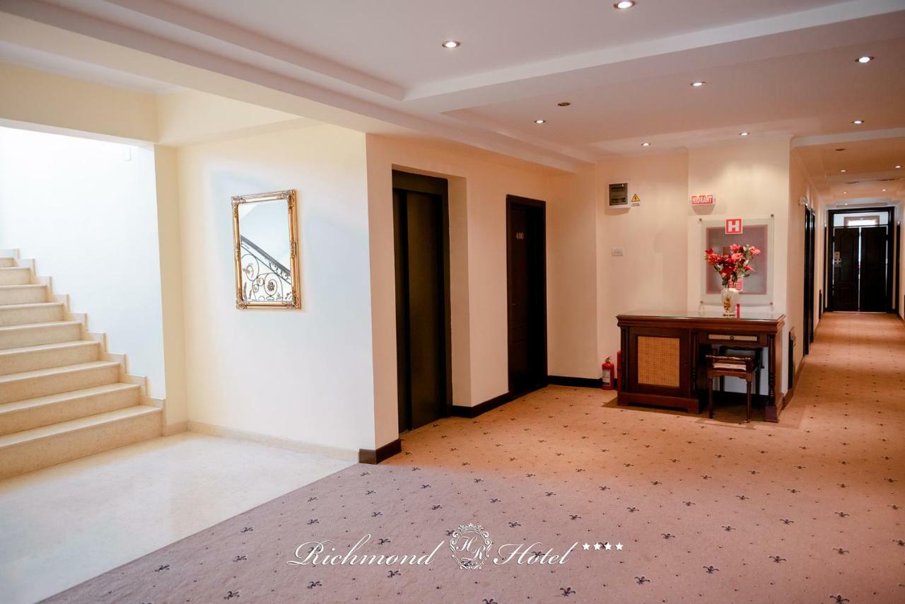 Richmond Hotel Mamaia